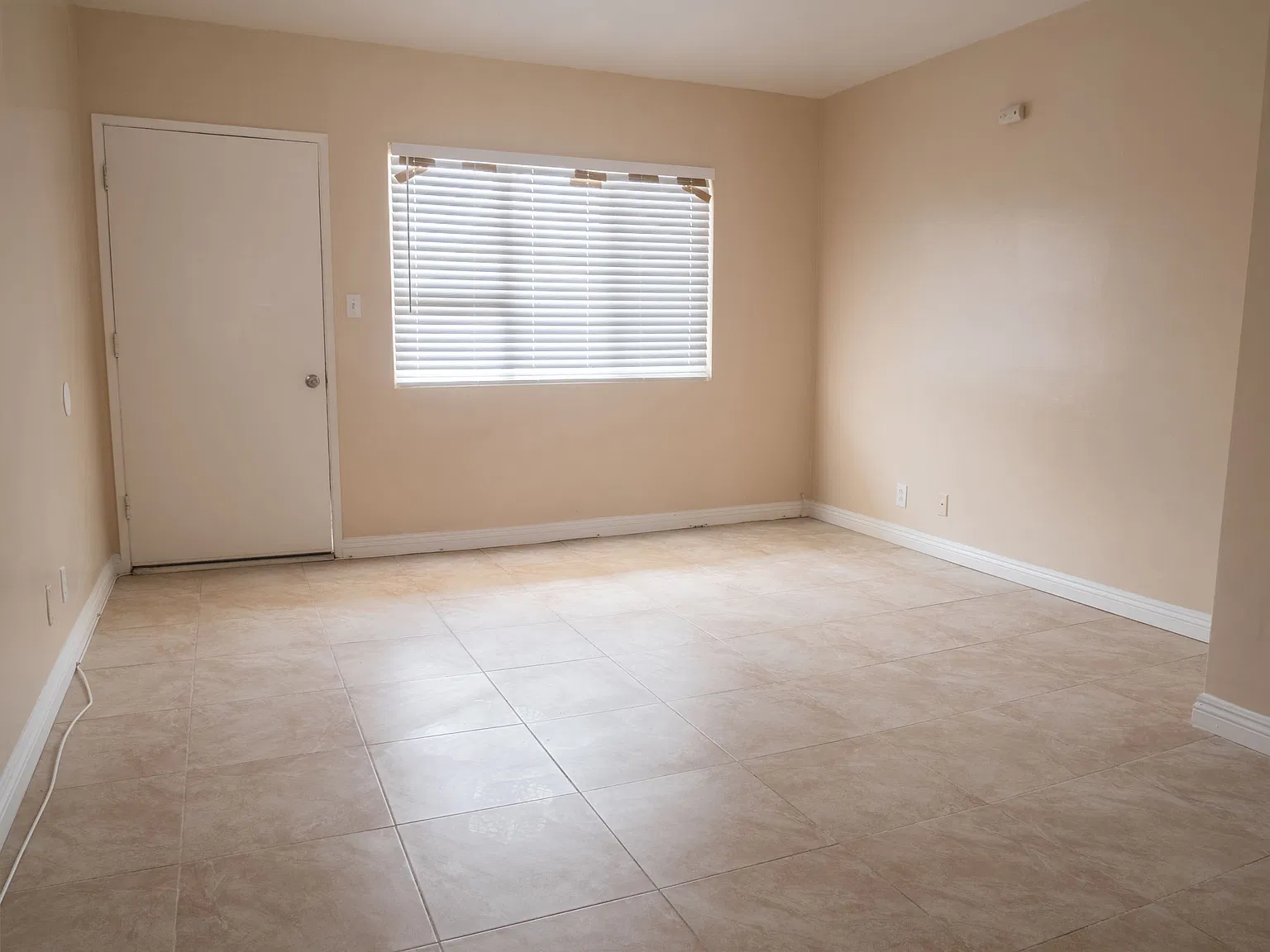 1 bed, $1,400 — Photo 2