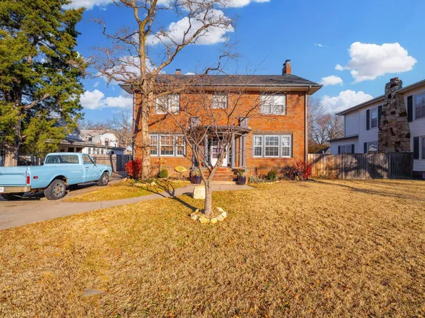 314 E 2nd St, Newton, KS 67114