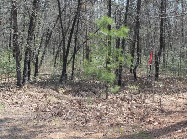 366 Yorkshire Dr, Cameron, NC 28326