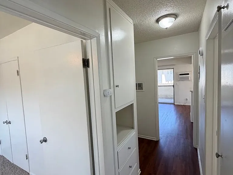 Ramona — Photo 53