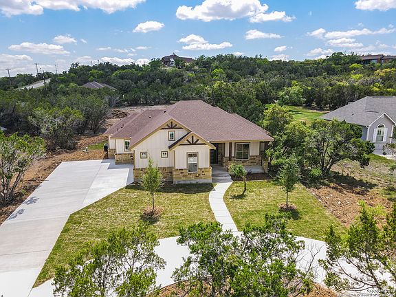 2nd image of 405 Eagle Ln