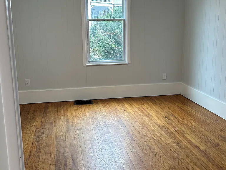 19 Pleasant Ave #2 — Photo 13