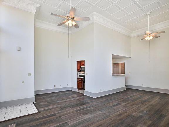 4th image of 3868 Shenandoah Ave Unit A