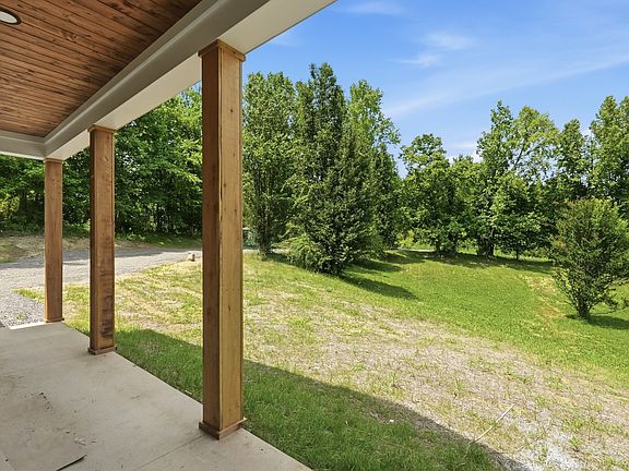 3rd image of 5043 Beasleys Bend Rd