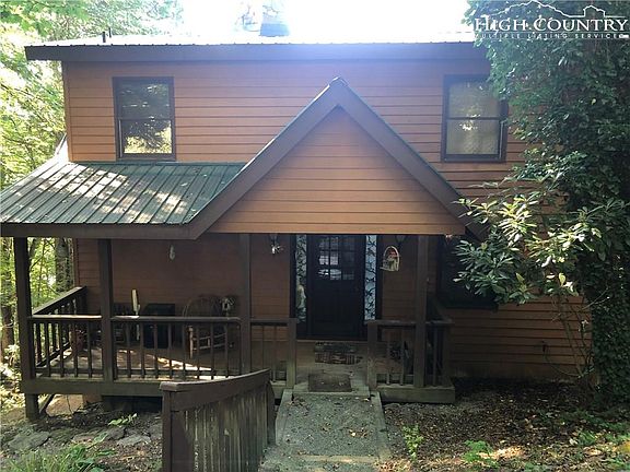 3rd image of 647 Thorncliff Dr
