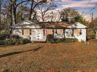 21442 Wallace Dr, Southfield, MI