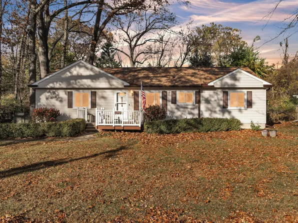 21442 Wallace Dr, Southfield, MI 48075