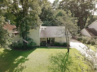 584 Endicott Ln, Conroe, TX 77302