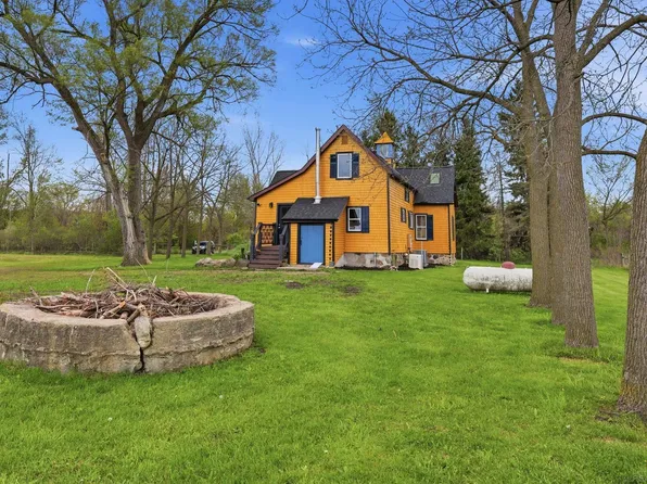 8839 Petz Rd, Imlay City, MI 48444