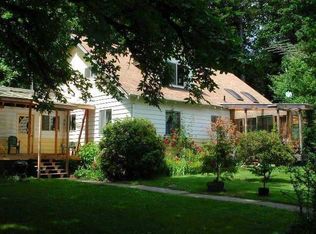 11239 W Belfair Valley Rd, Bremerton, WA 98312