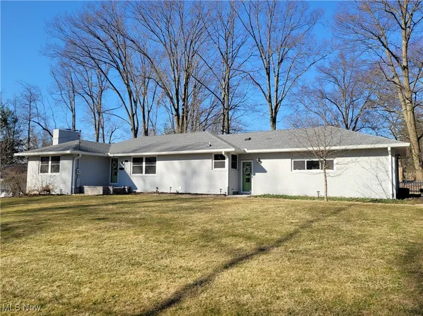 145 Maplewood Ave, Rittman, OH 44270