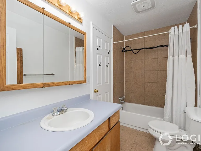 4248 S 6440 W — Photo 25