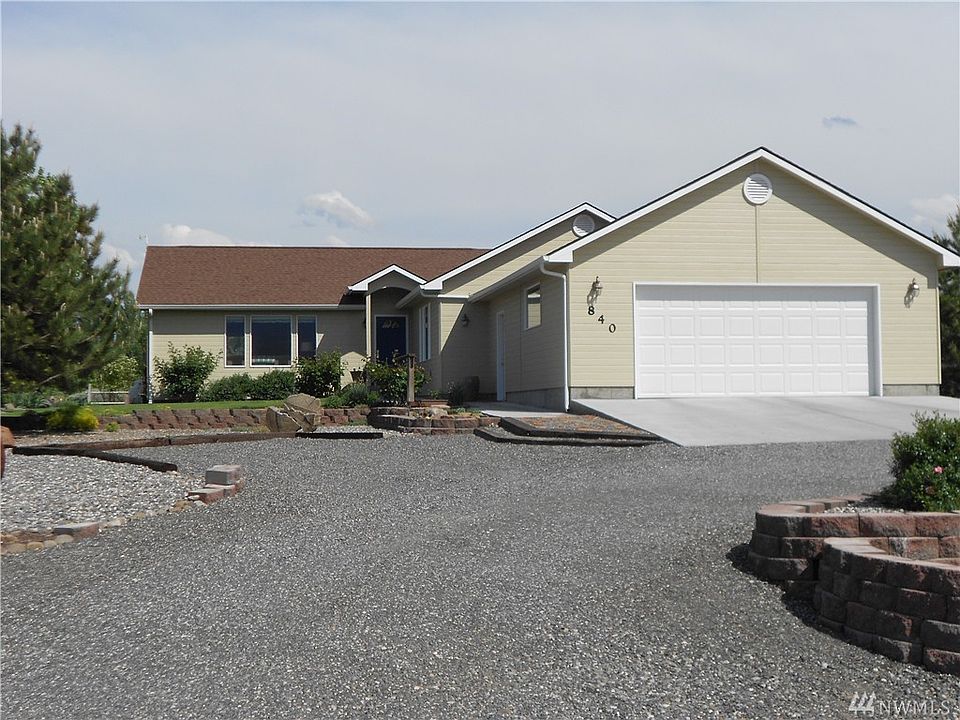 1st image of 840 Desert Aire Dr SW
