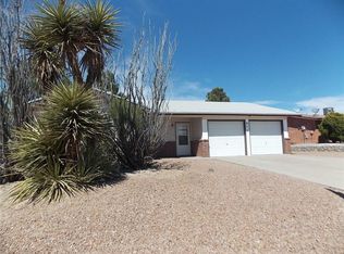 877 Nita Fay Dr, El Paso, TX 79912