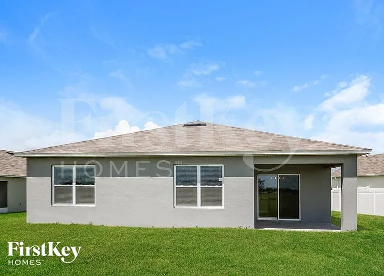 480 Burnham Cir — Photo 15