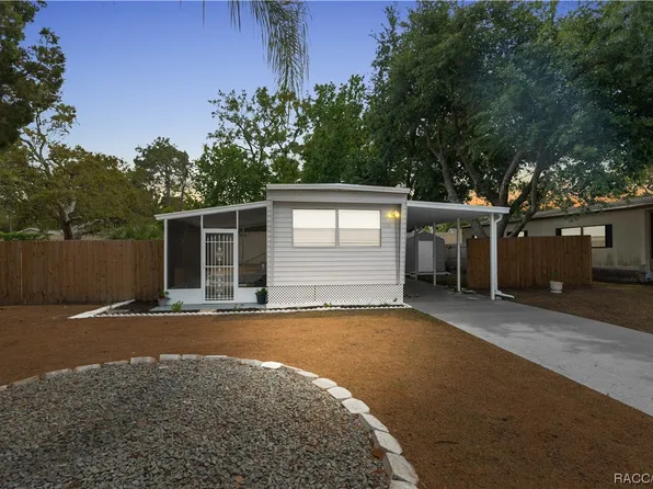 7498 Sealawn Dr, Spring Hill, FL 34606