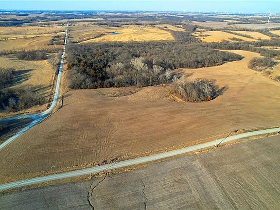 3rd image of 11001 NW Pleasant Rd