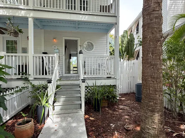 20 Merganser Ln, Key West, FL 33040