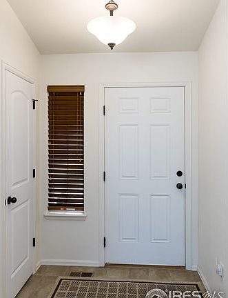 3rd image of 2919 Avocado Ave