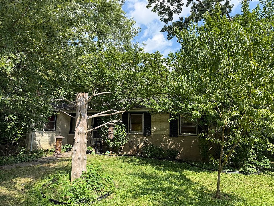 1st image of 159 Thomas Ln