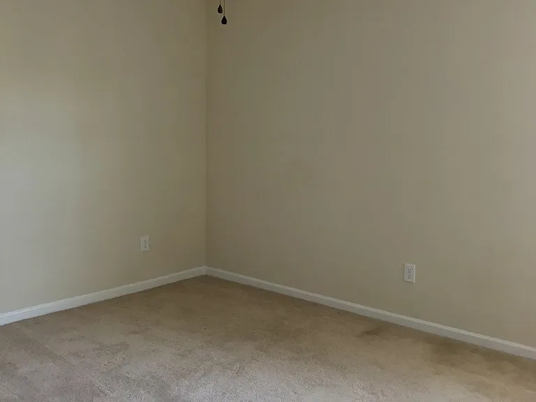 2041 Maybelles Ln — Photo 17