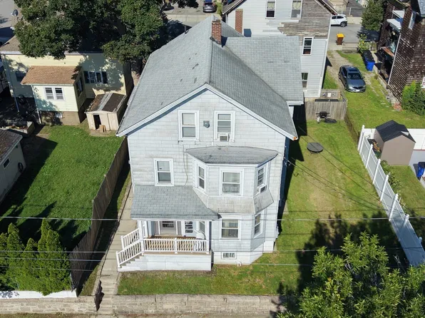 162 Ogrady St, Fall River, MA 02720