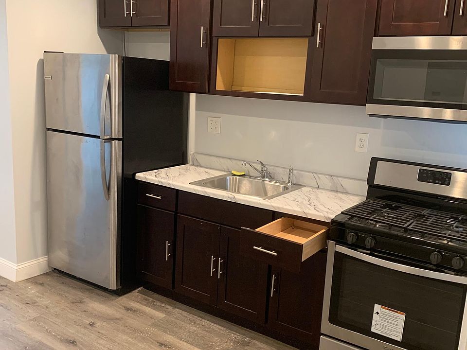 1st image of 2138 N 18th St Floor 2