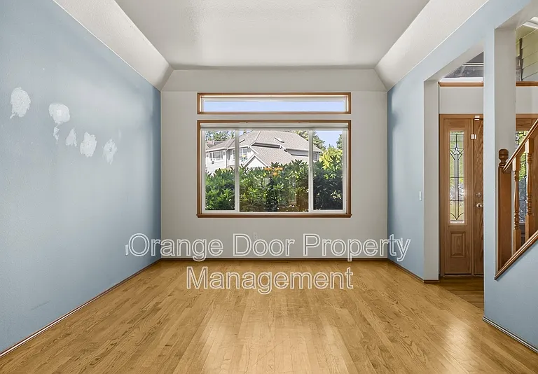 5204 Ridge Dr NE — Photo 23