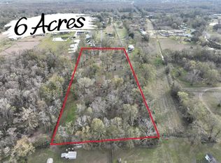 10466 John Savoy Rd, Saint Amant, LA 70774