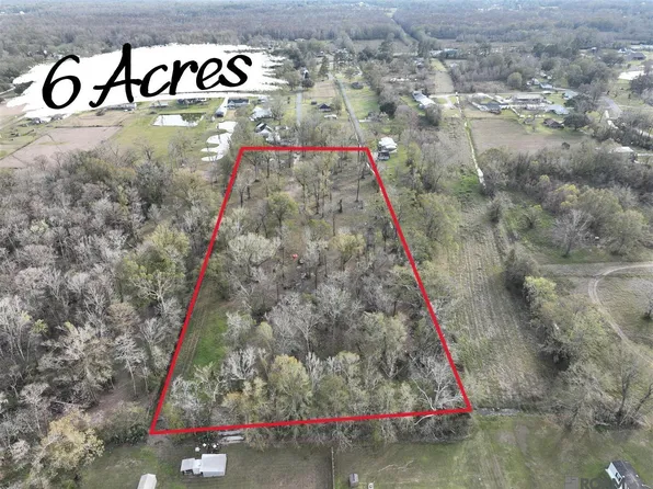 10466 John Savoy Rd, Saint Amant, LA 70774