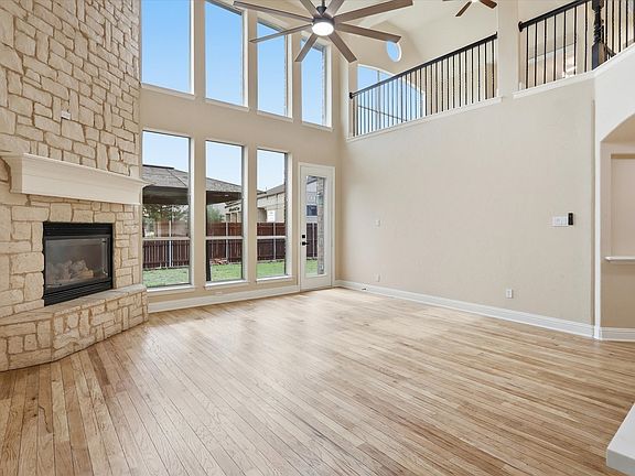 4th image of 6001 Madeline Ln