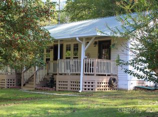 63 Wheat Field Rd, Franklin, NC 28734