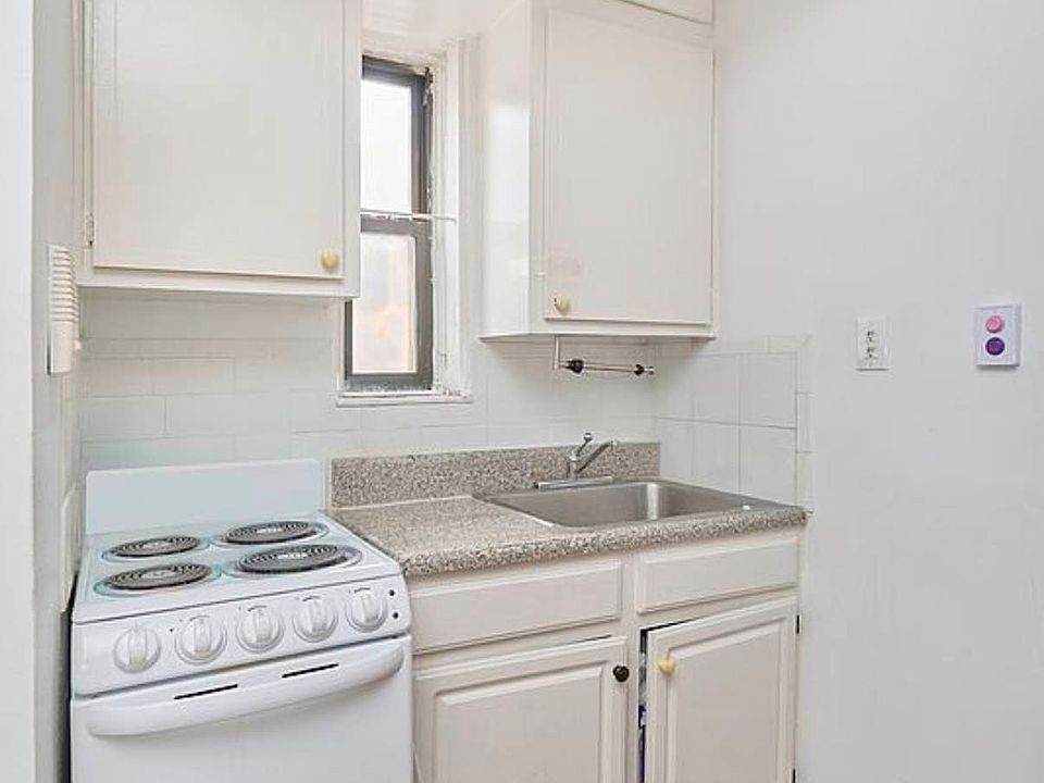 2nd image of 100 Lex Ave #4D