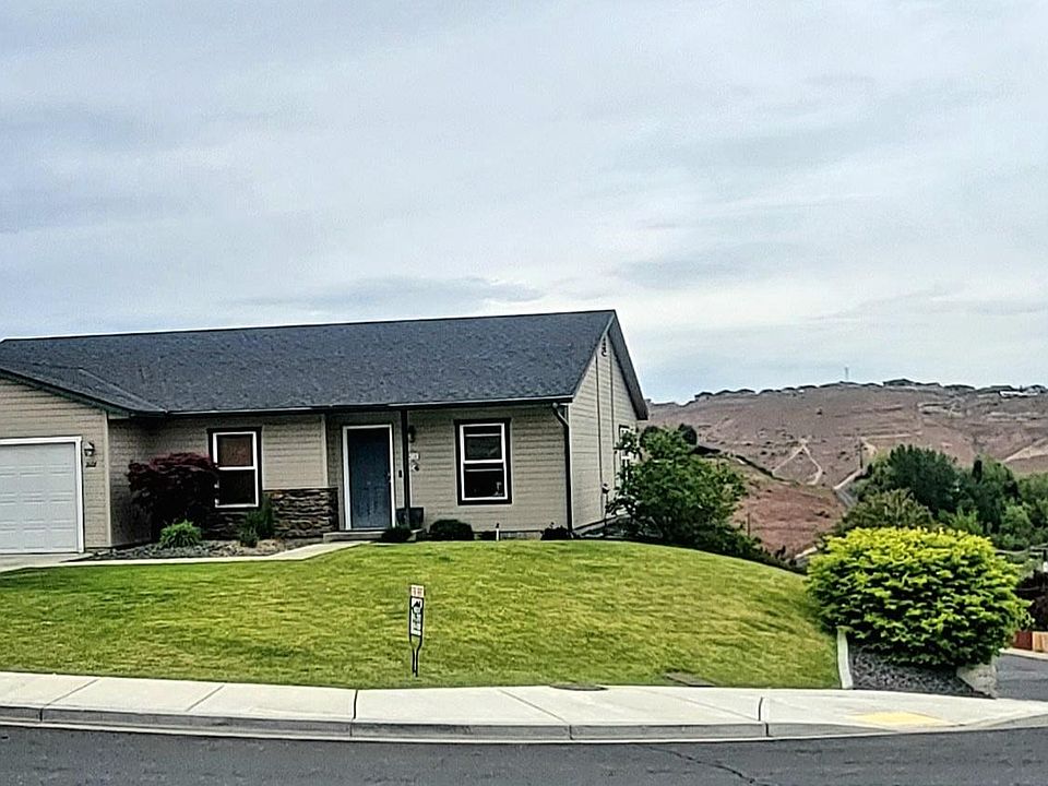 1st image of 1601 W Naches Ave