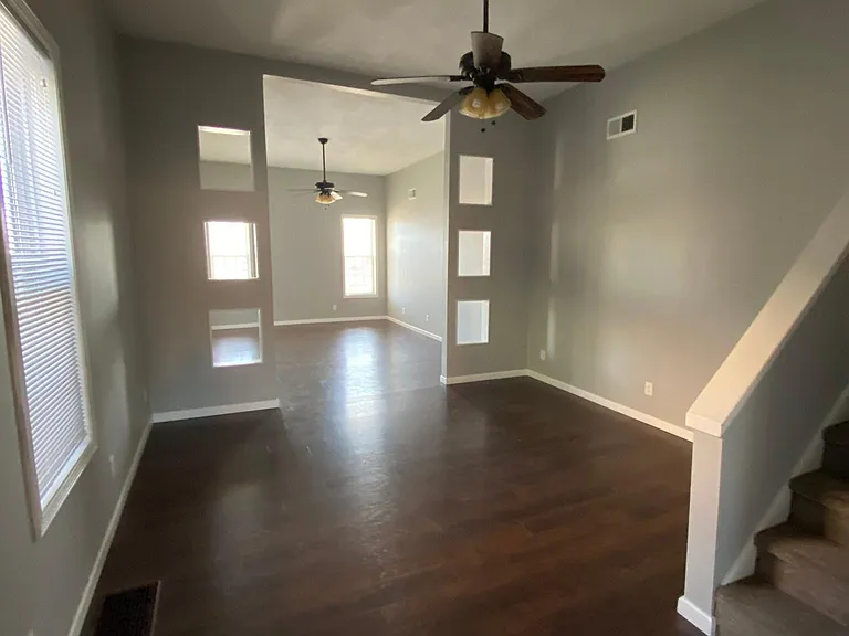 204 E Hanover St — Photo 3