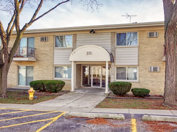 551 Carlysle Dr APT 11, Clarendon Hills, IL 60514