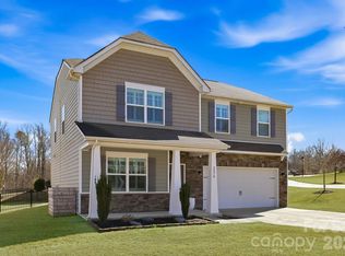 2870 Shale Dr, Davidson, NC 28036