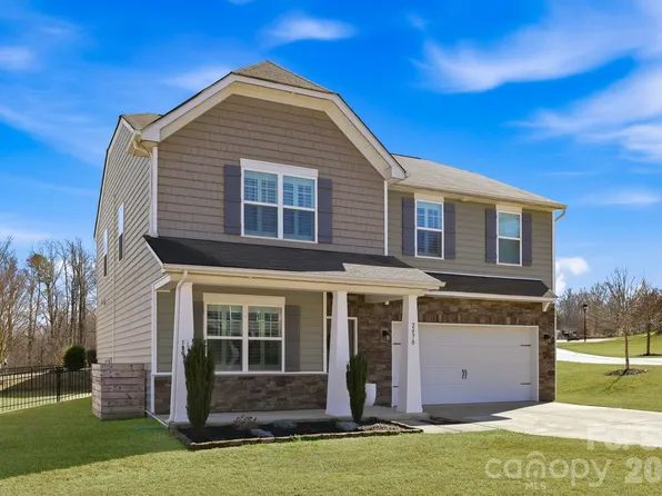 2870 Shale Dr, Davidson, NC 28036