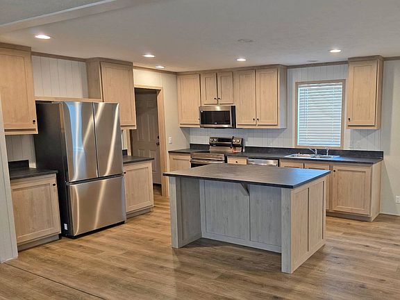 2nd image of 781 W Walcott Rd #169