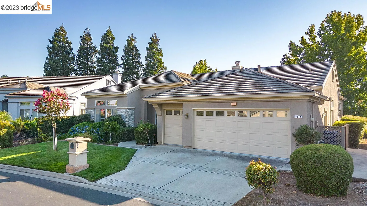 1810 Jubilee Dr photo 1