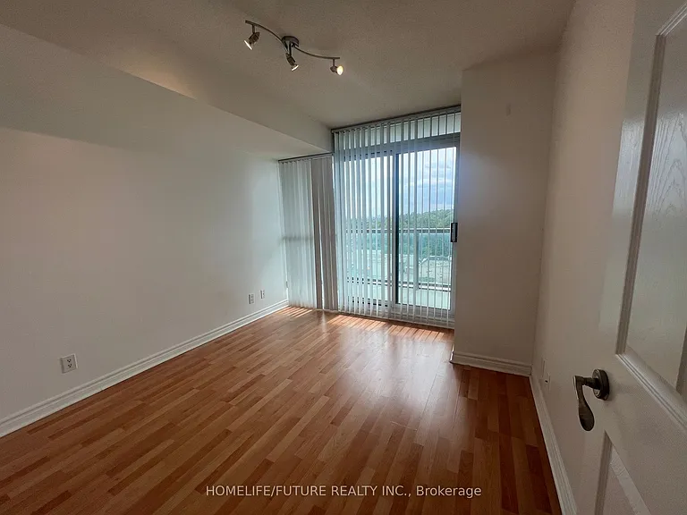 68 Grangeway Ave #1501 — Photo 20