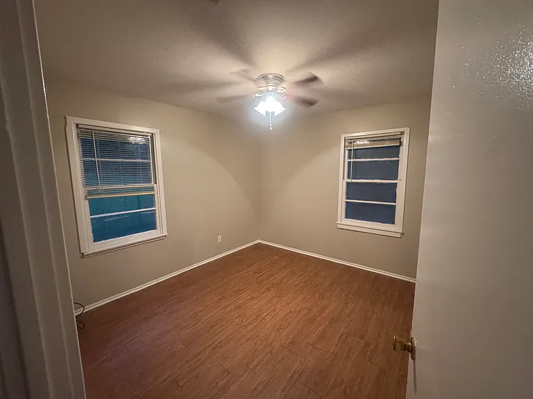 118 Ponder Ave — Photo 3