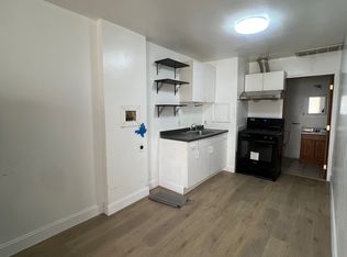 1235 Vine St #2F, Philadelphia, PA 19107