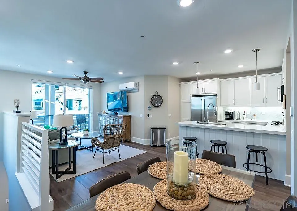 824 Jersey Ct