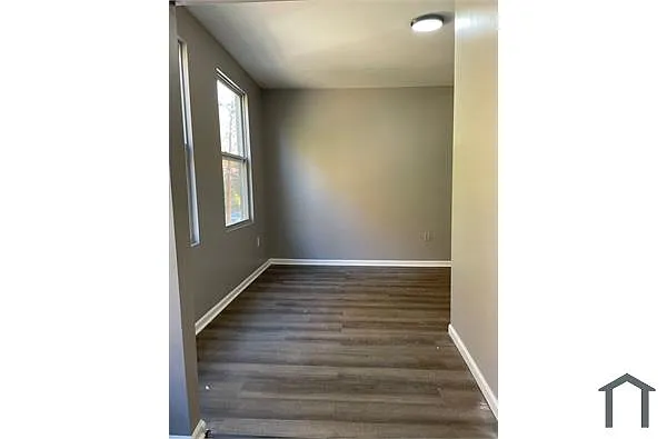 Building Photo - 2606 Talbot Rd #109