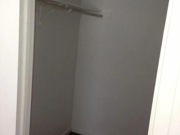 914 McCormick St — Photo 5