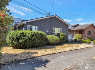 917 NW 57th St, Seattle, WA 98107