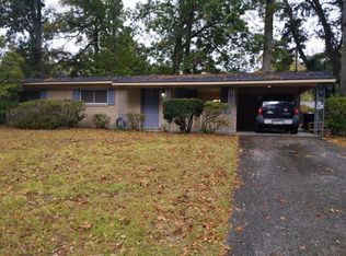 412 Barnhill Dr, Savannah, GA 31406