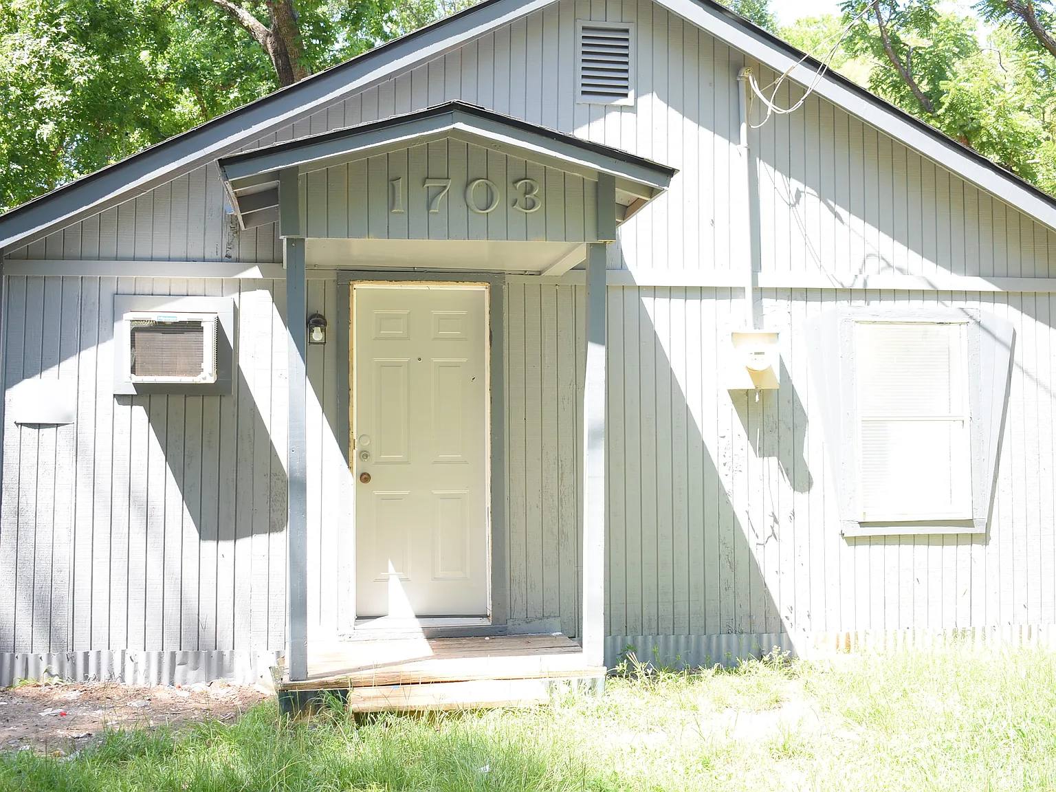1703 Boney Street - 1 — Photo 1