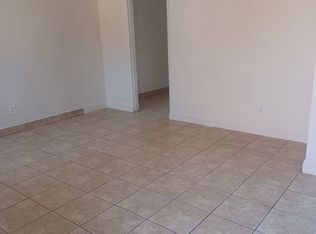 8018 8026 3/4 Garfield Ave #9, Bell Gardens, CA 90201